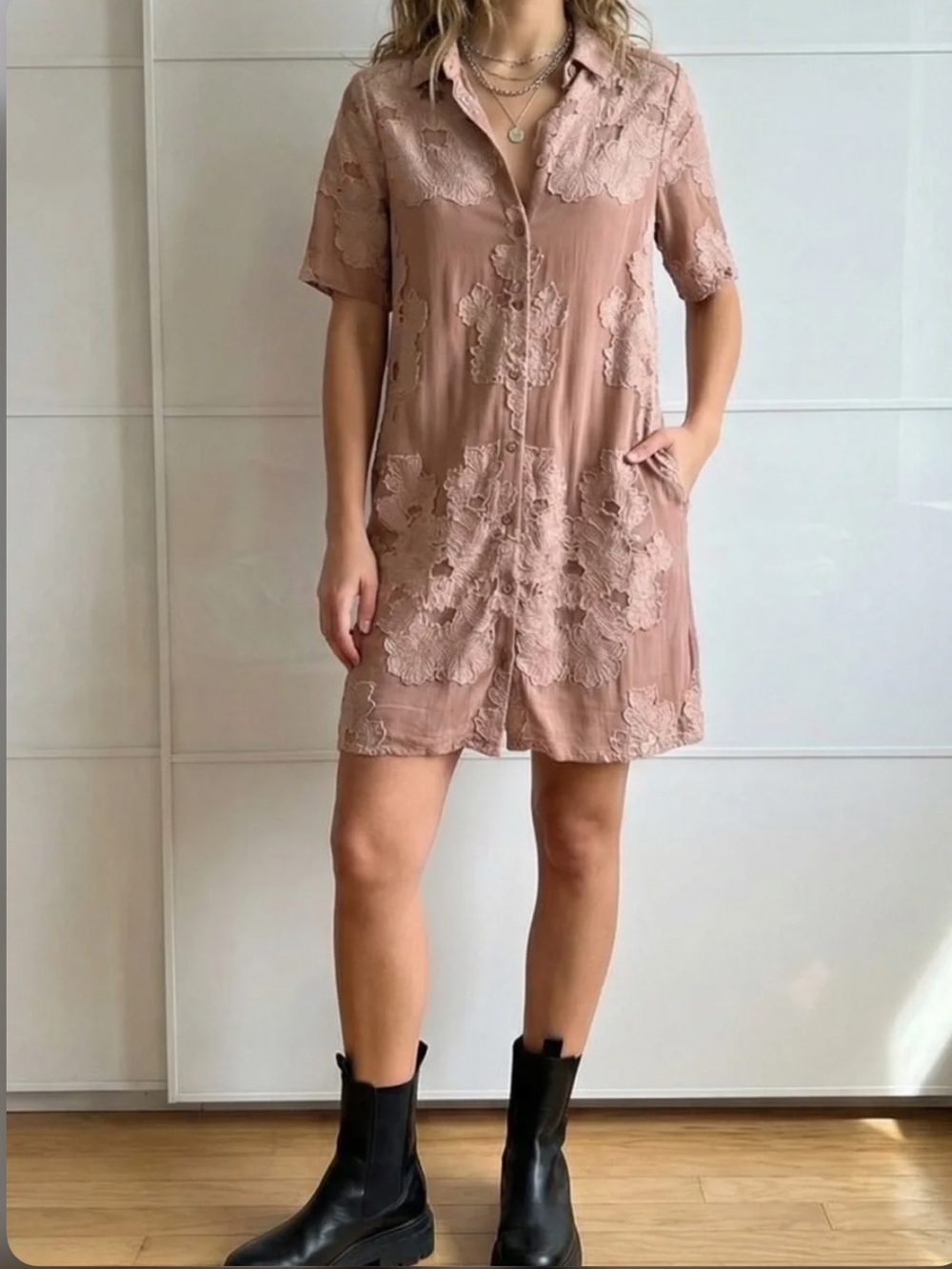 WILFRED‎ for ARITZIA Hemistiche Shirt Dress size XXS Mauve Pink Floral Appliqué